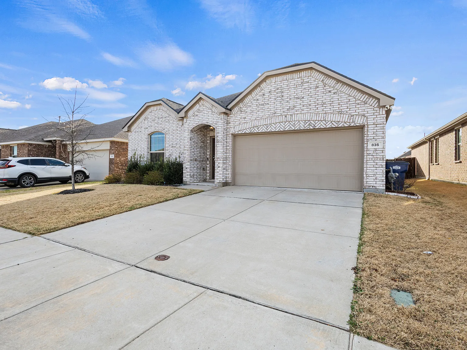 4 bed, 1838 sqft, $2,100 — Photo 2