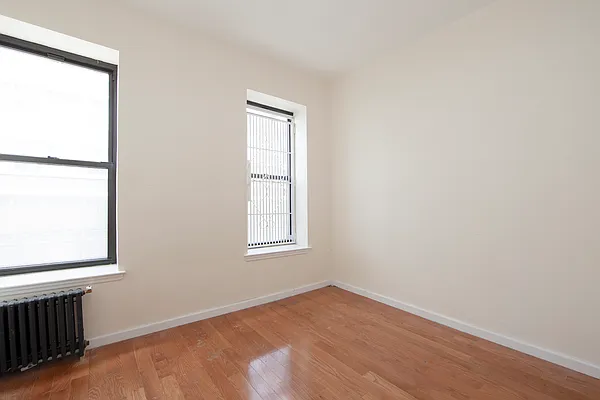 Rented by R New York | media 22