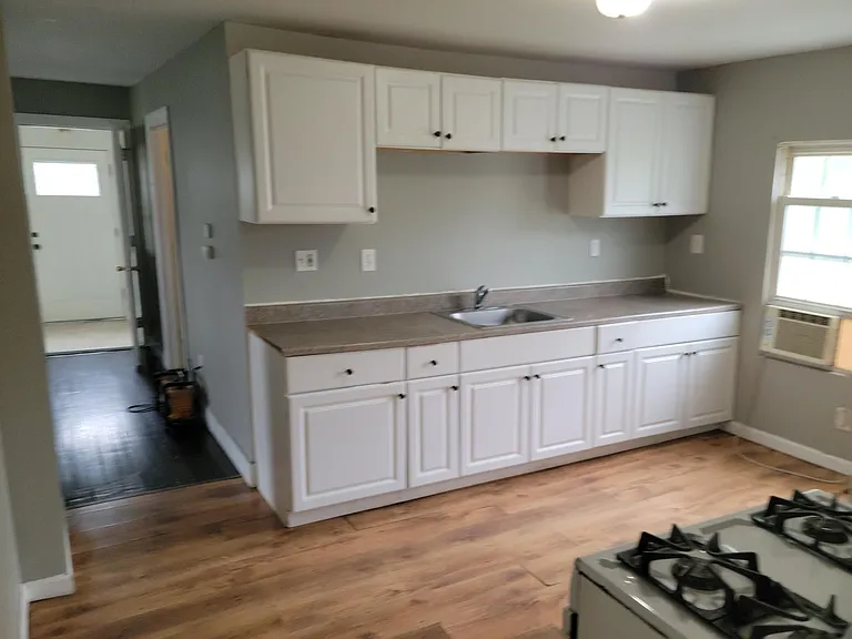 25 Williams St #1 — Photo 5
