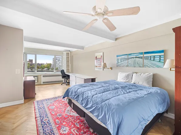 33 East End Avenue image 5 of 10