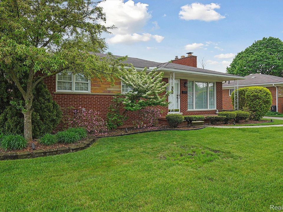 1st image of 30231 Bentley St