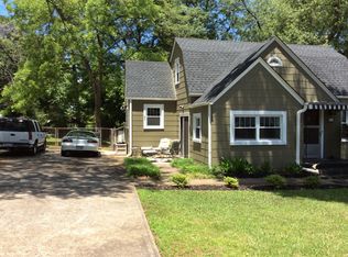 22 Glenn St, Greenville, SC 29607