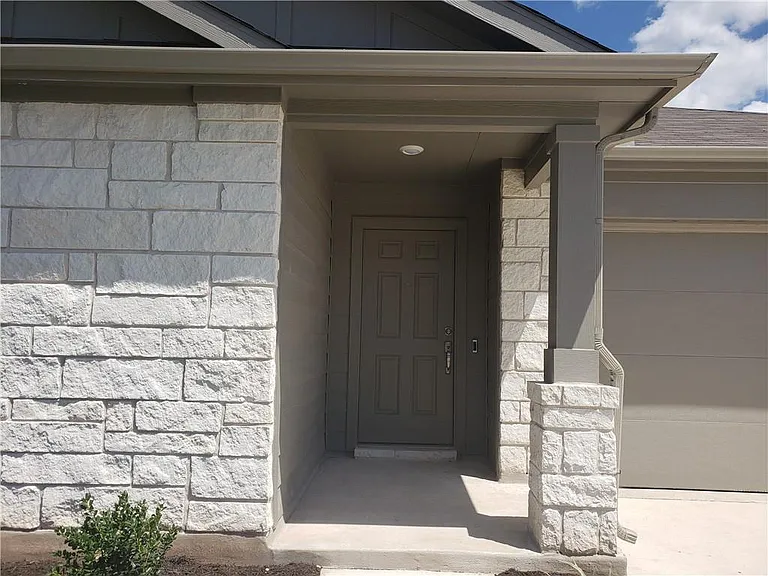 104 Mountain Maple St — Photo 4