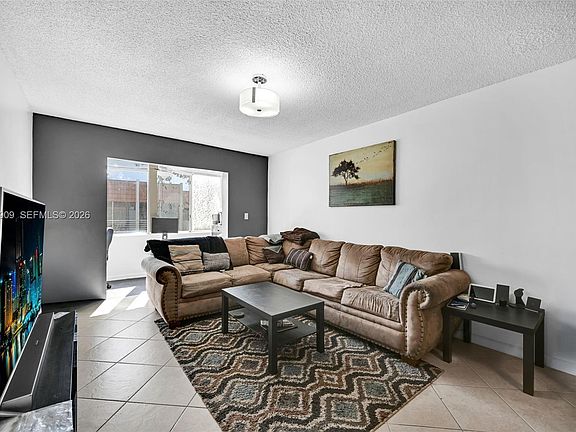 4th image of 7610 Stirling Rd #206-F