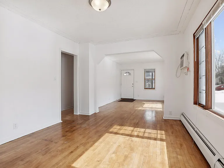 1119 Matilda St — Photo 11