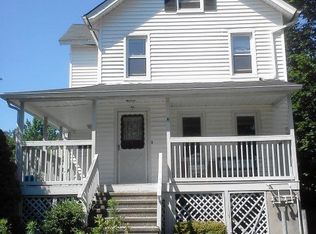 8 Deerfield St, Norwalk, CT 06854