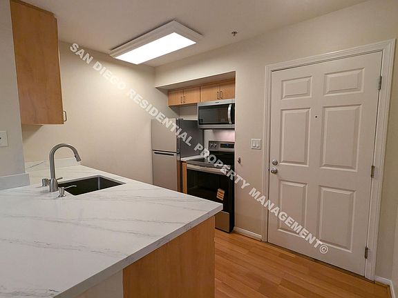 4th image of 1435 India St Unit 216