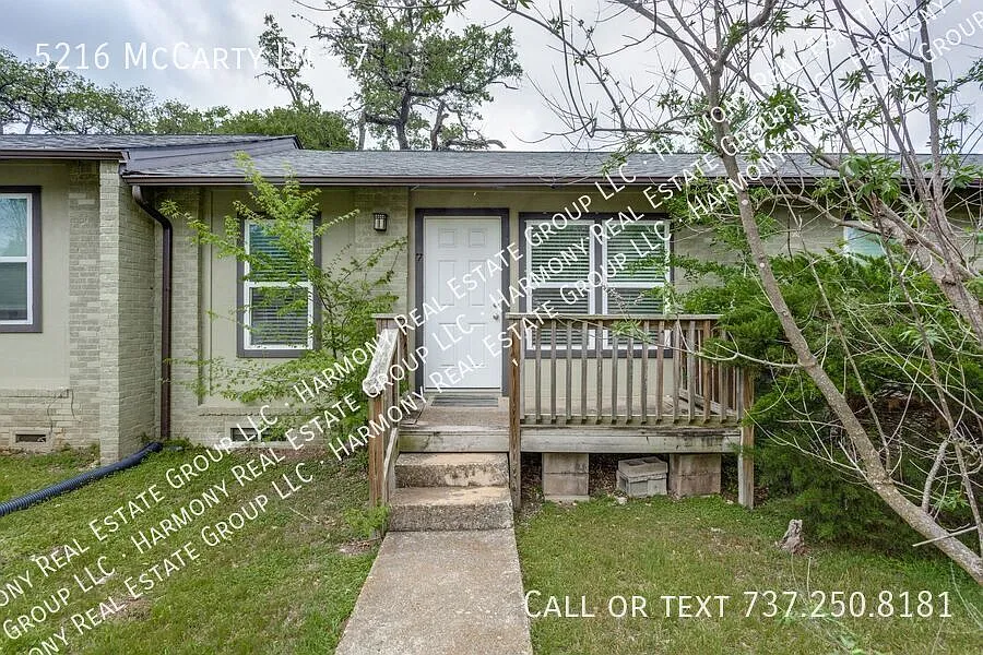 Move In Special - 4 Weeks Free Prorated On 18/Mo Lease - Must Move In By 8/30! — Photo 2