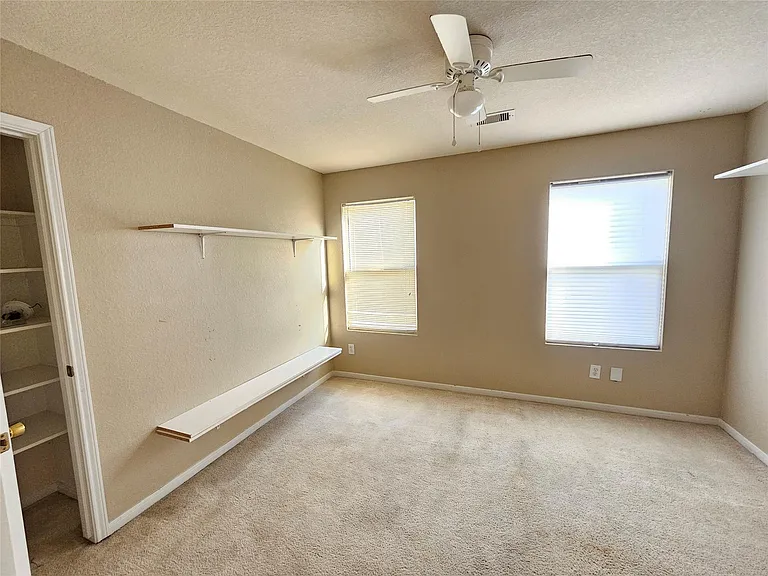 11015 Walkup Way — Photo 21