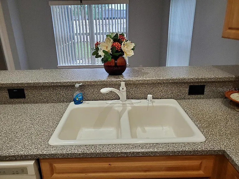 47 Fenimore Ln — Photo 10