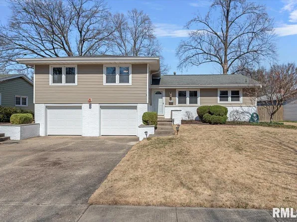 2141 Fairway Dr, Springfield, IL 62704
