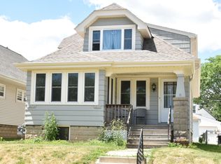 3327 S 18th St, Milwaukee, WI 53215