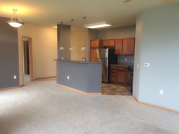 4th image of 2568 Leopold Way APT 215