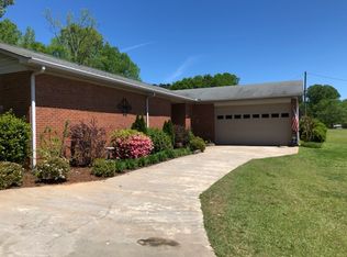 184 Edgewood Cir, Clinton, SC 29325