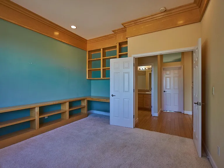 2706 Wind Feather Trl — Photo 36