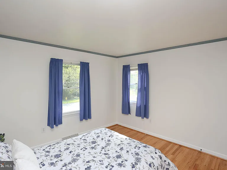 807 Danza Rd — Photo 18