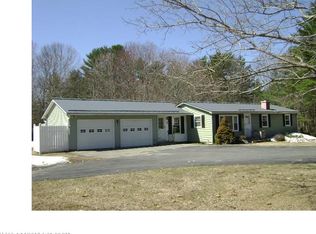 8 Parkview Ter, Augusta, ME 04330