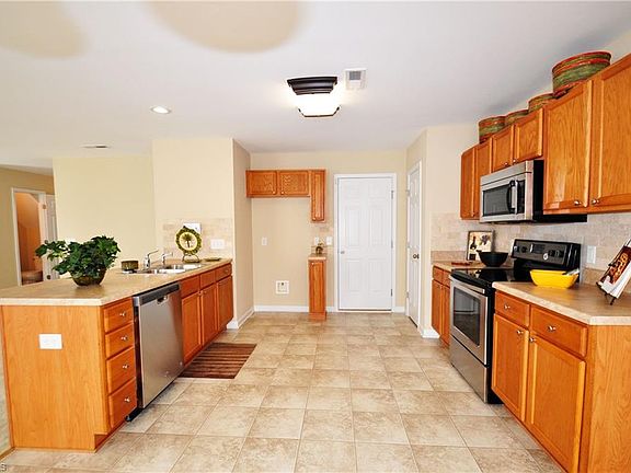 4th image of 4907 Peppercorn Ln