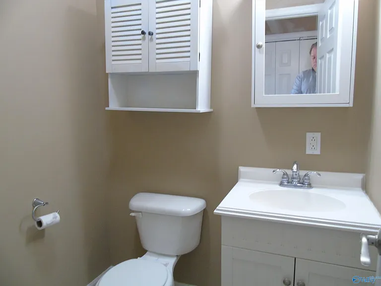 305 Thornton Ave SW — Photo 11