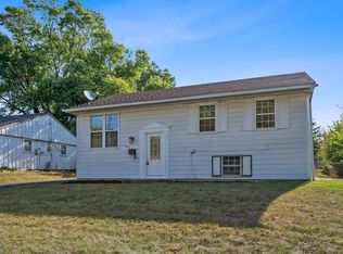 10716 Sharondale Rd, Cincinnati, OH 45241