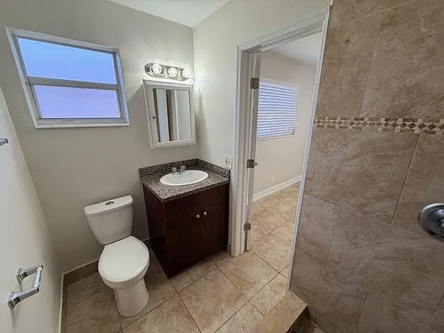 1410 SW 1st Way #1 — Photo 6