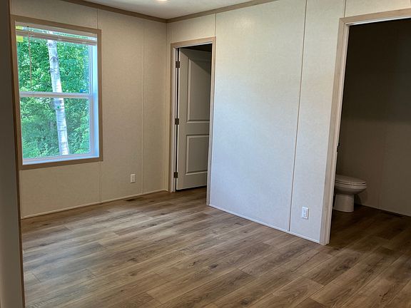 4th image of 1090 S Park Dr #1090