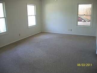 3rd image of 118 W Williamson Ave