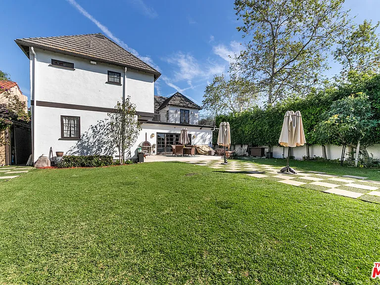 401 N McCadden Pl — Photo 46