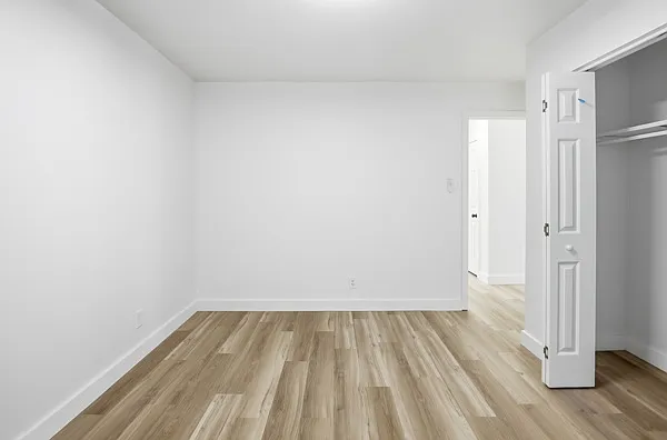 2021 Woodburn St #2023 — Photo 8