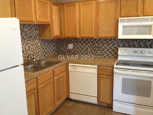 2nd image of 5248 Greene Ln APT A