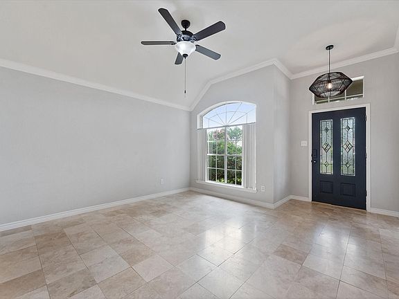 3rd image of 29823 Spring Terrace Dr