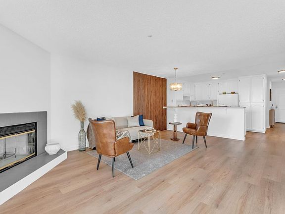 2nd image of 2107 Wildflower Ct
