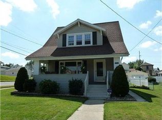 454 Wengler Ave, Sharon, PA 16146