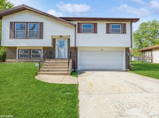 1114 Amherst Ln, University Park, IL