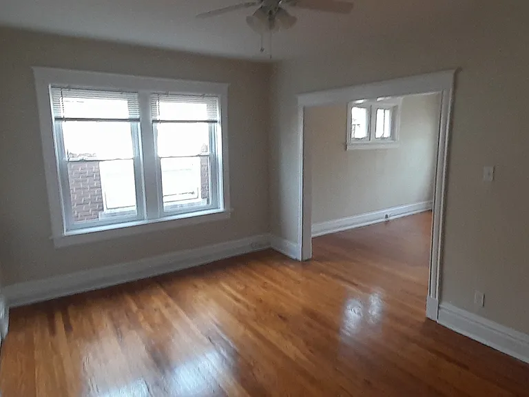 3148 Magnolia Ave #2W — Photo 3