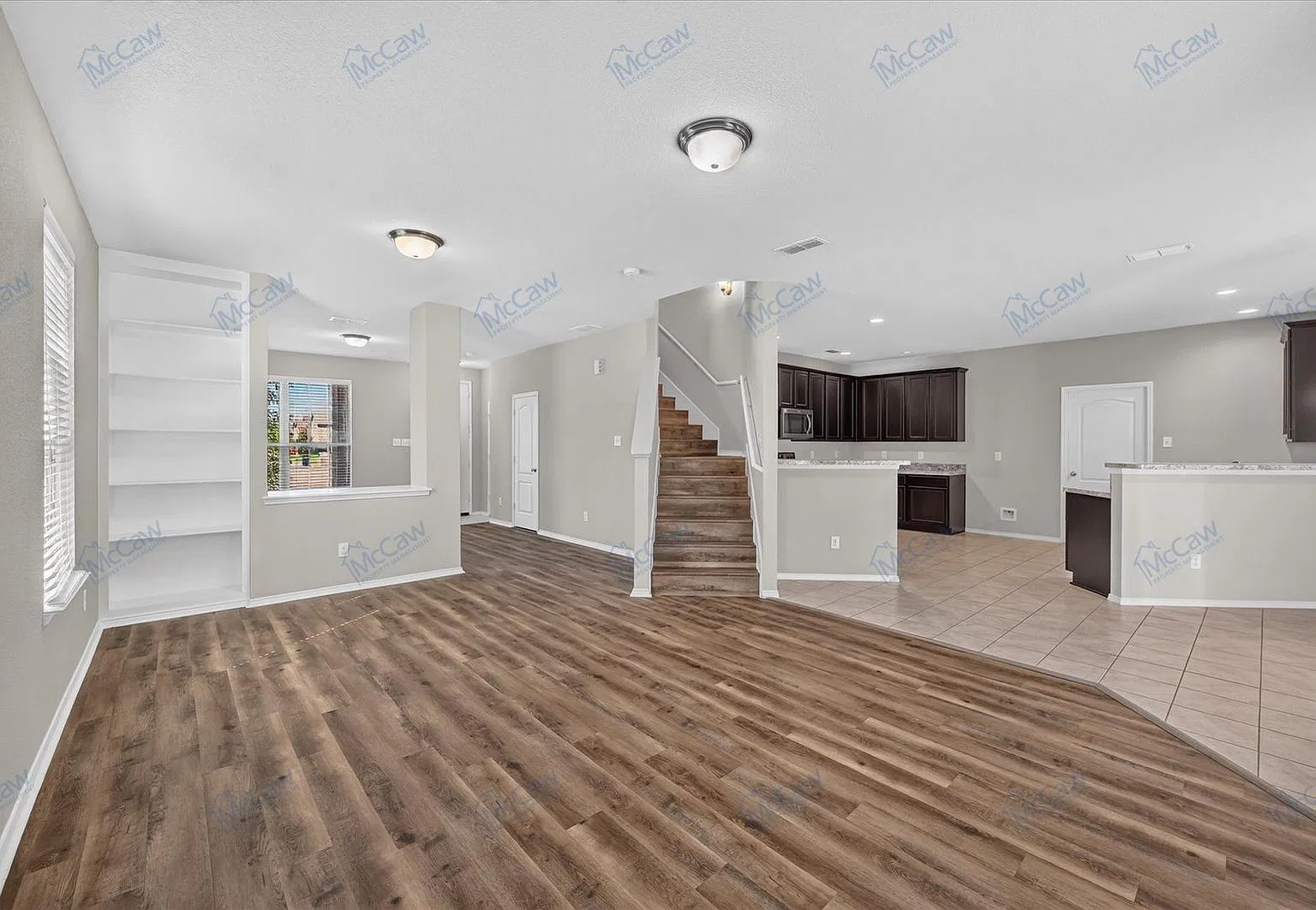 3 bed, 2.5 bath, 2655 sqft, $2,600 — Photo 3