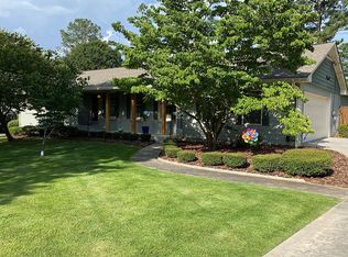 207 Rhodes Dr, Marietta, GA 30068