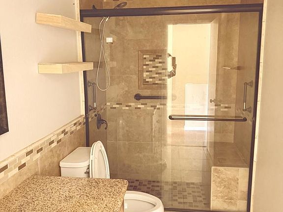 5th image of 5503 Driftwood St
