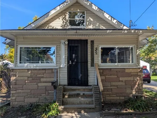 695 Morgan Ave, Akron, OH 44306