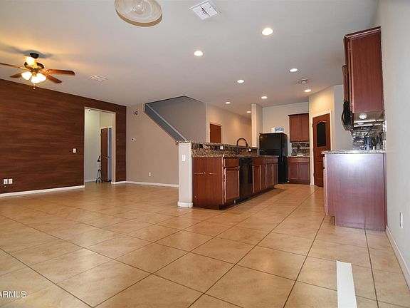 4th image of 7524 W Irwin Ave