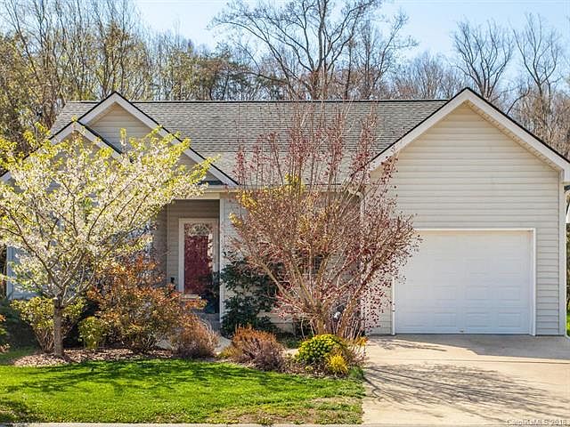 1st image of 118 Woodcreek Cir