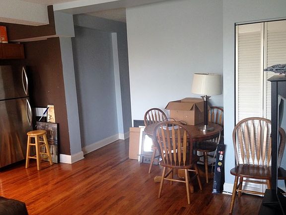 5th image of 841 W Windsor Ave #11