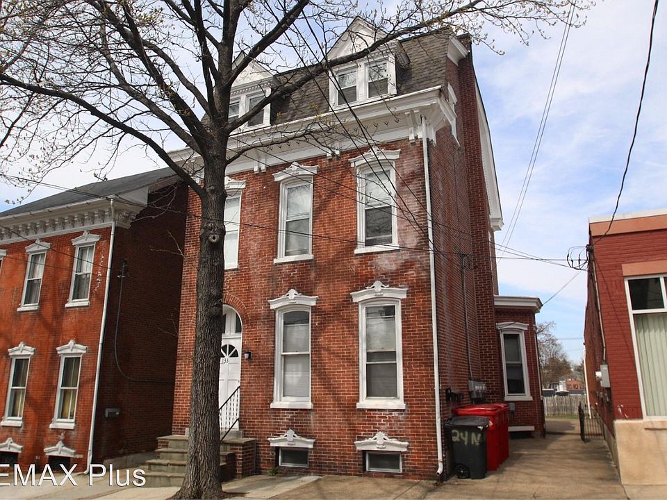 2nd image of 133 Walnut St Floor 3