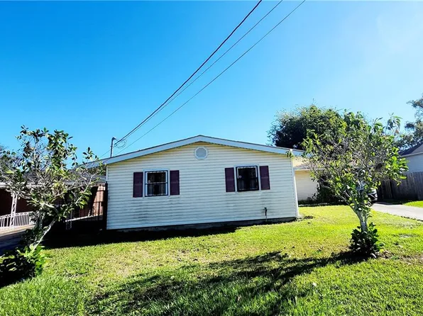 5611 Congress Dr, New Orleans, LA 70126