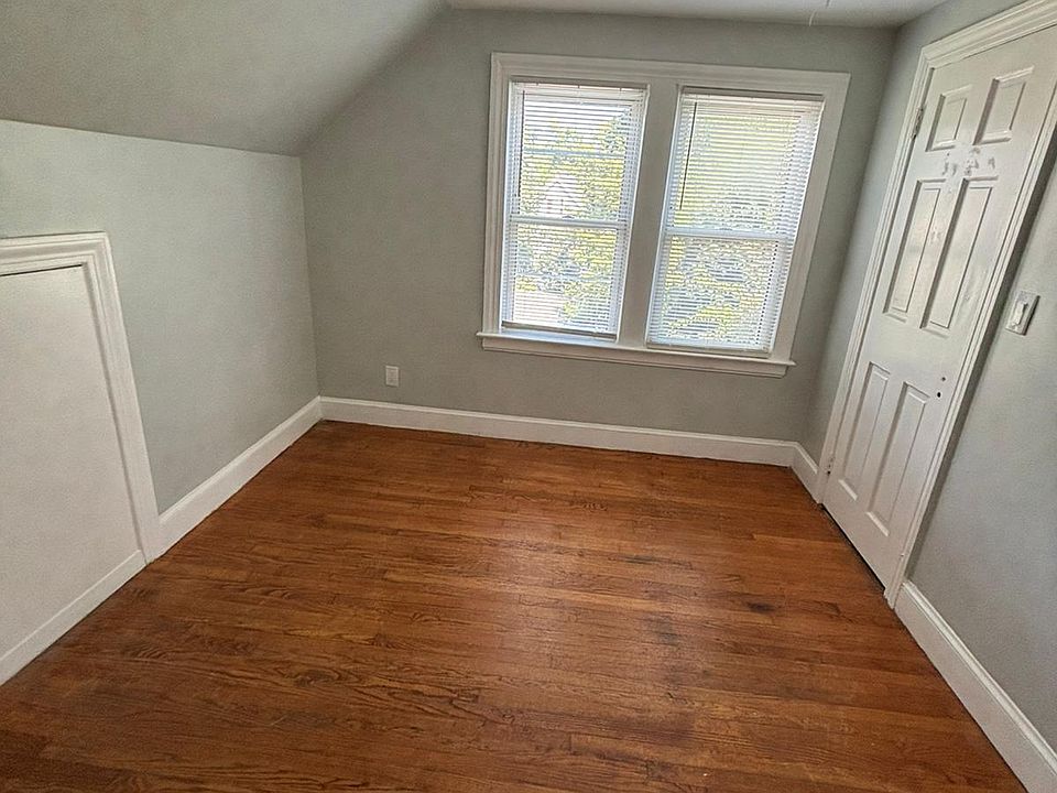 1st image of 85 Morris St #3