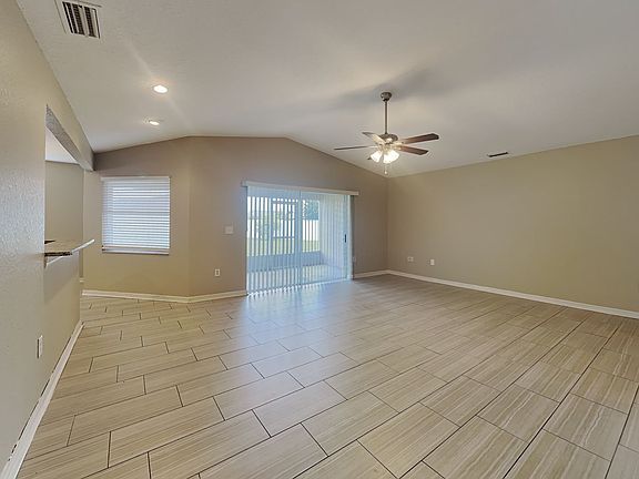 4th image of 8741 Pebblebrooke Way