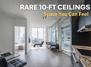 45 Charles St E #5202, Toronto, ON M4Y 0B8