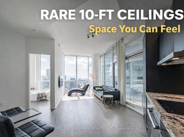 45 Charles St E #5202, Toronto, ON M4Y 0B8