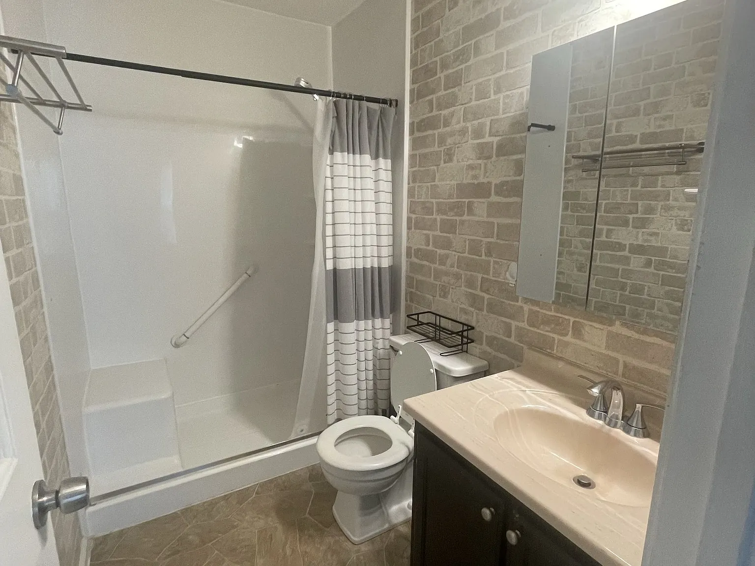 2 bed, 1130 sqft, $1,100 — Photo 3