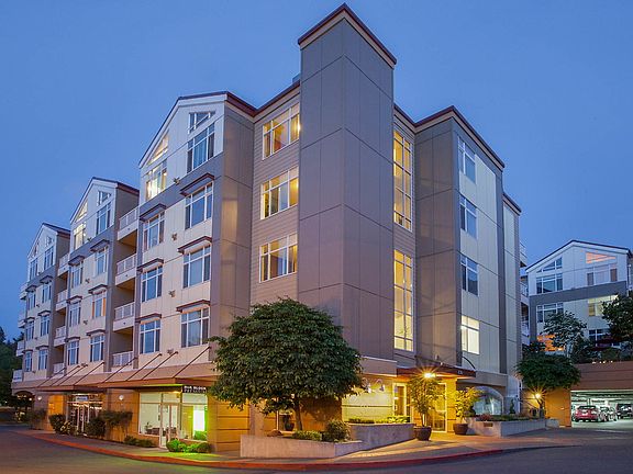 Courtyard Off Main